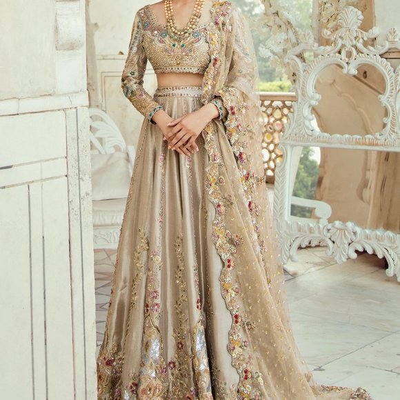 Tena Durrani Cream and Gold Sequin Wedding Dress with Bishop Sleeves - Picture 2 of 15